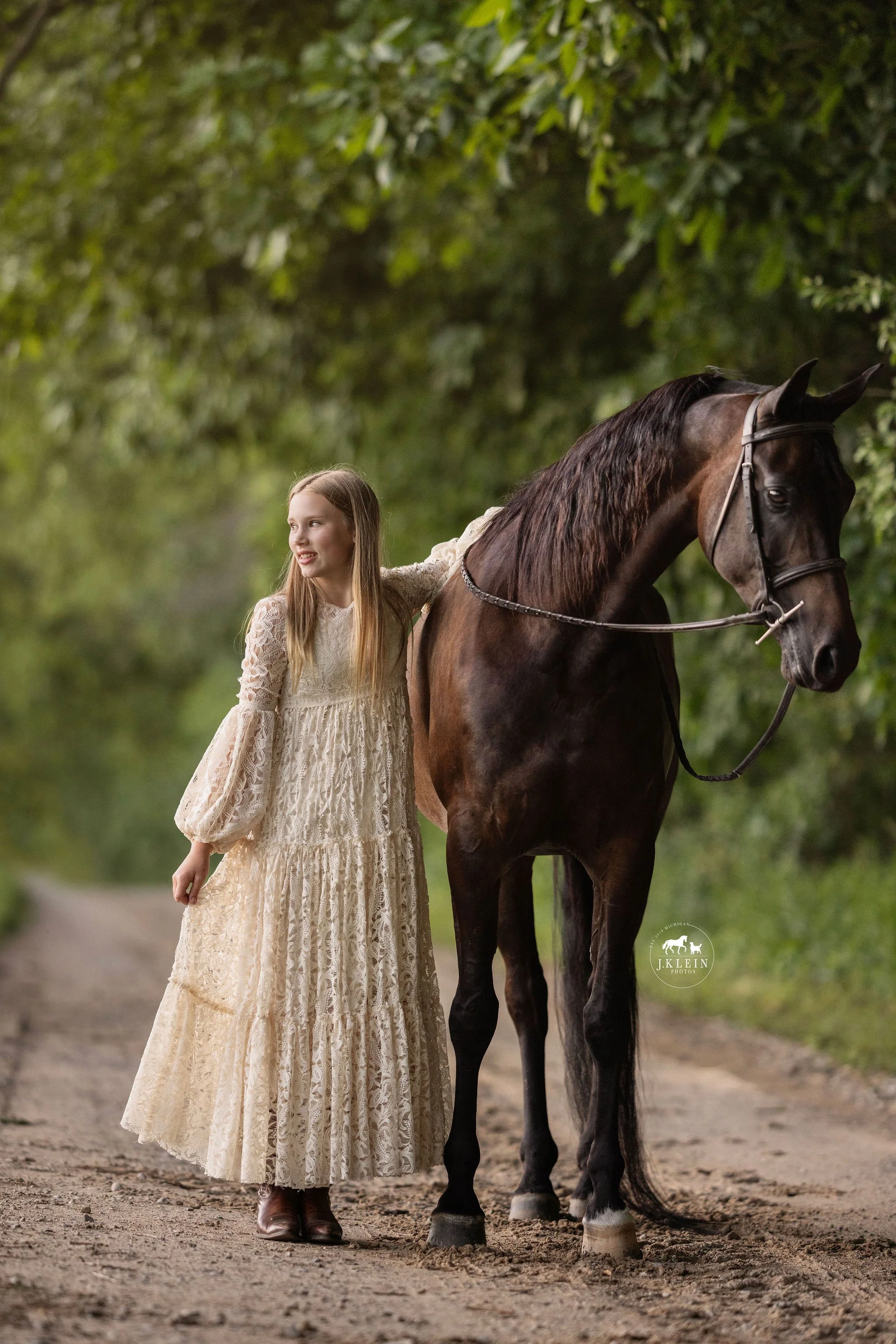Michigan Horse and Rider Photoshoot with Arabian Horses — J.Klein
